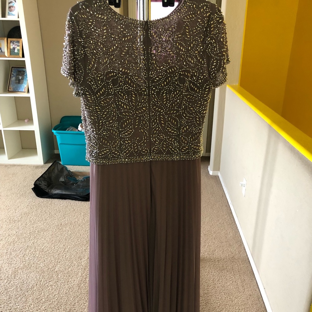 SUPER CUTE PARTY DRESS!